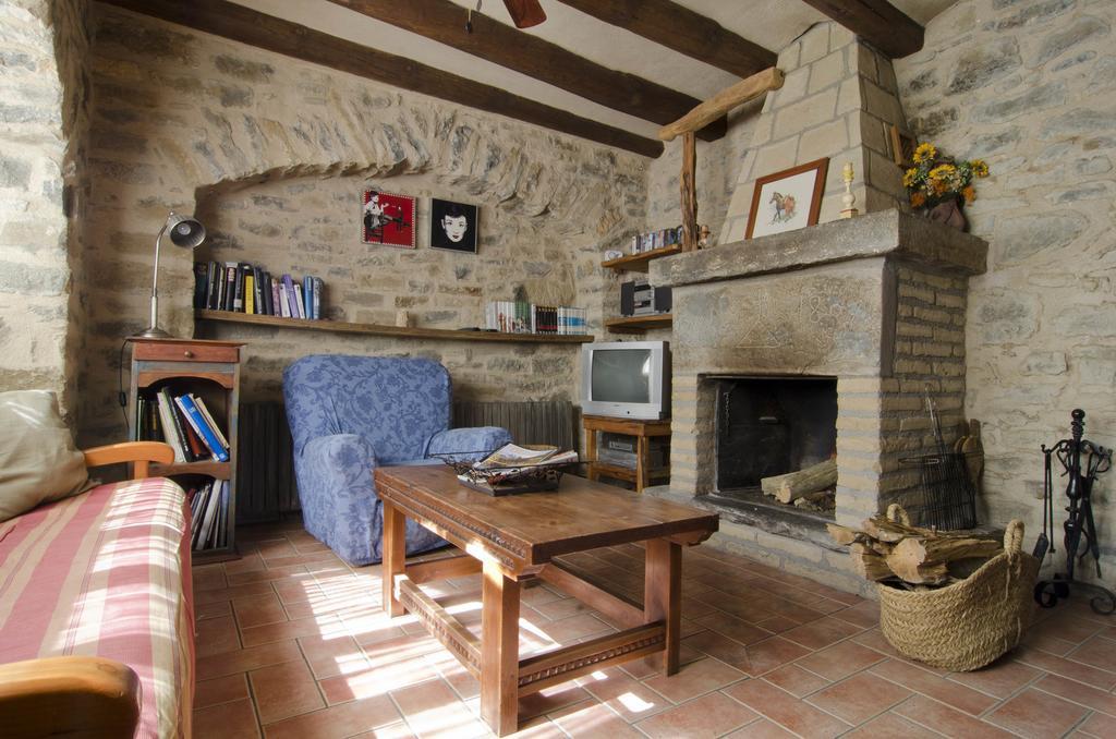Casa Mur De Alujan Tierrantona Oda fotoğraf