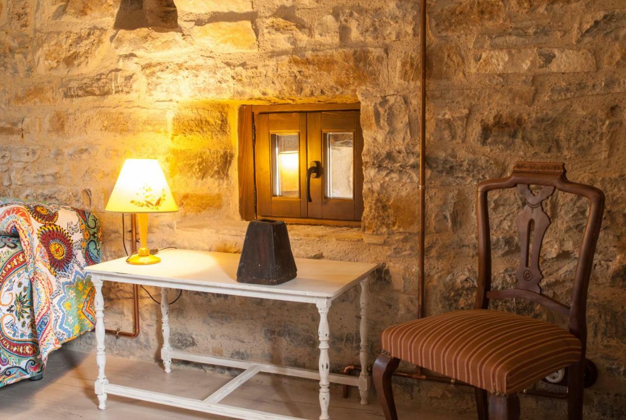 Casa Mur De Alujan Tierrantona Dış mekan fotoğraf